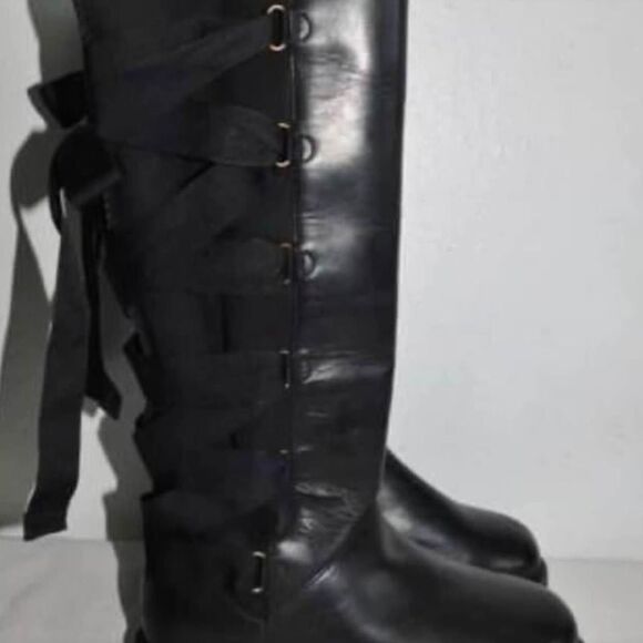 women’s ugg leather boots 1003194  - size 6 - Picture 1 of 4